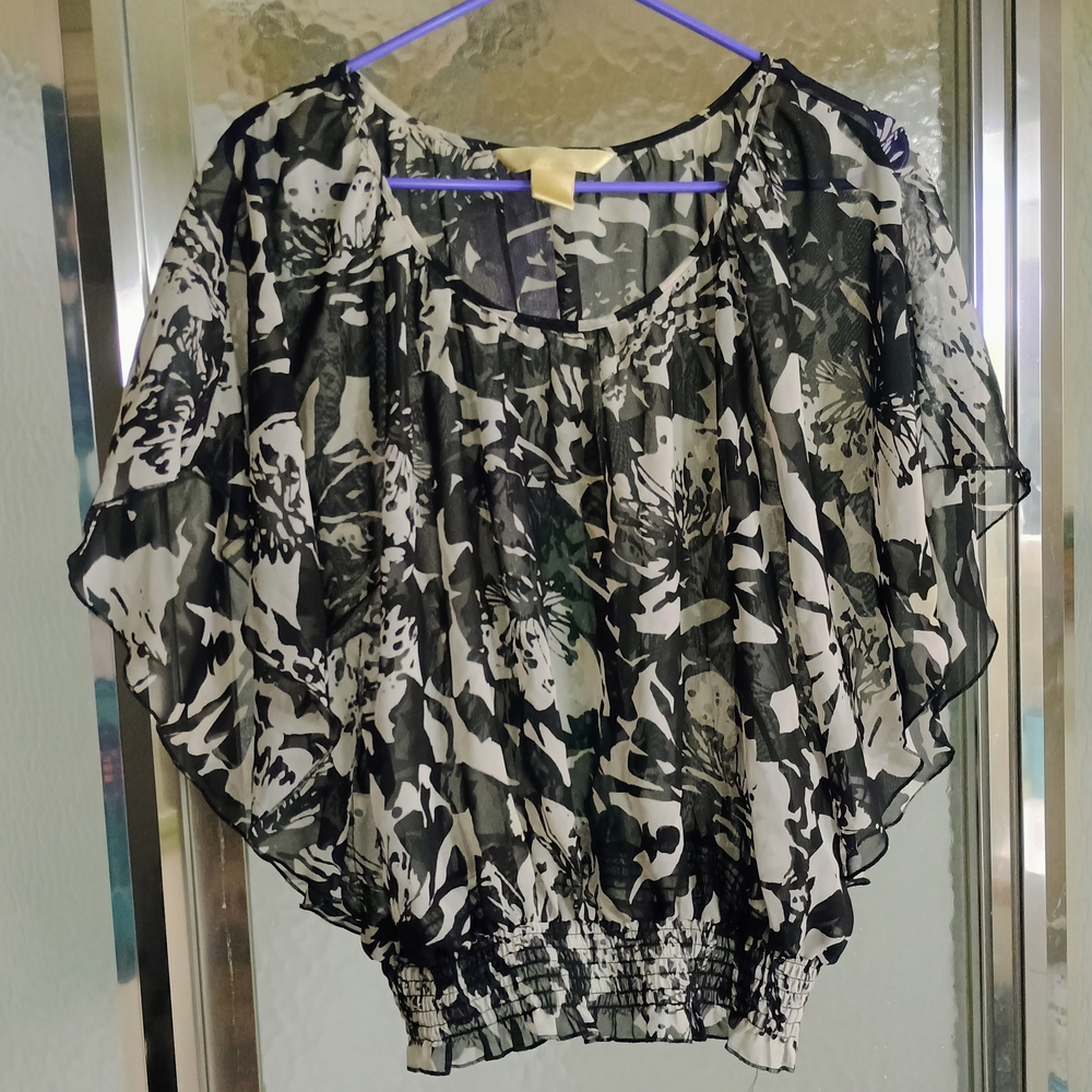 Floral Black and White Women's Top